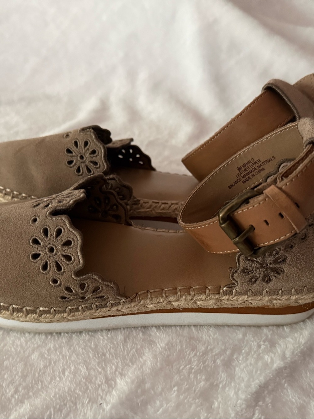 Crown Vintage Soft Camel/Tan Suede Espadrille Crochet Boho Shoes 9 - Picture 3 of 6